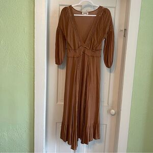 Listicle Brown Maxi Dress Women’s Small 3/4 Sleeve Brown Boho Festival Lined